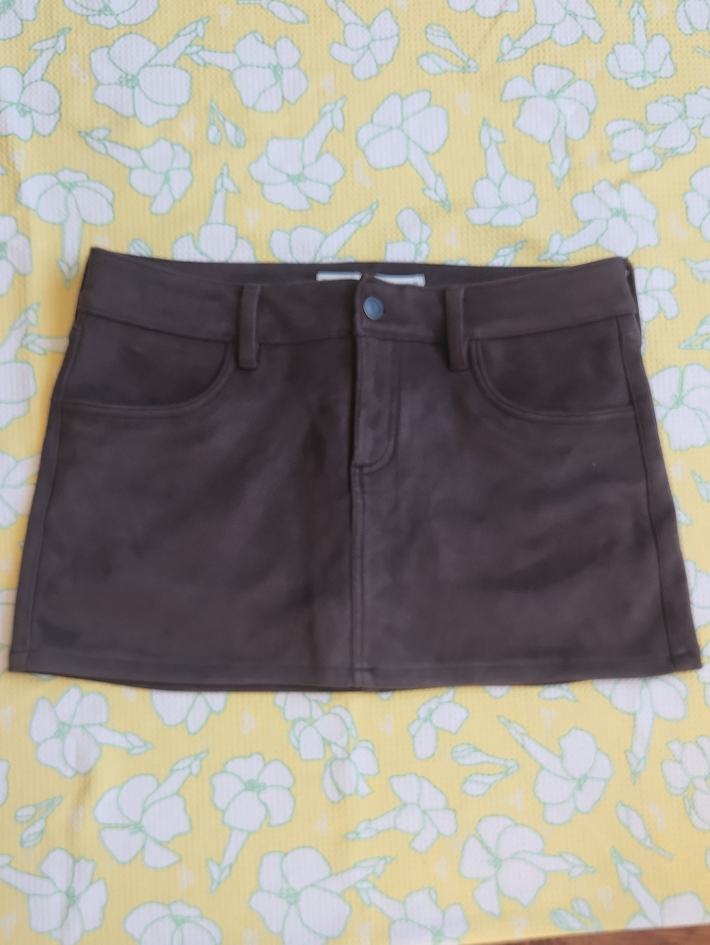 Hollister Low-Rise Faux Suede Mini Skort